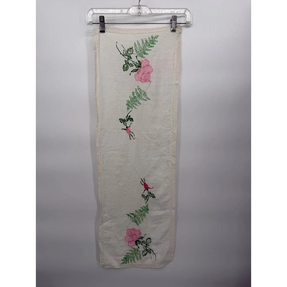 Vintage Embroidered Table Runner Dresser Scarf Floral Lace Trim Decor 35x12